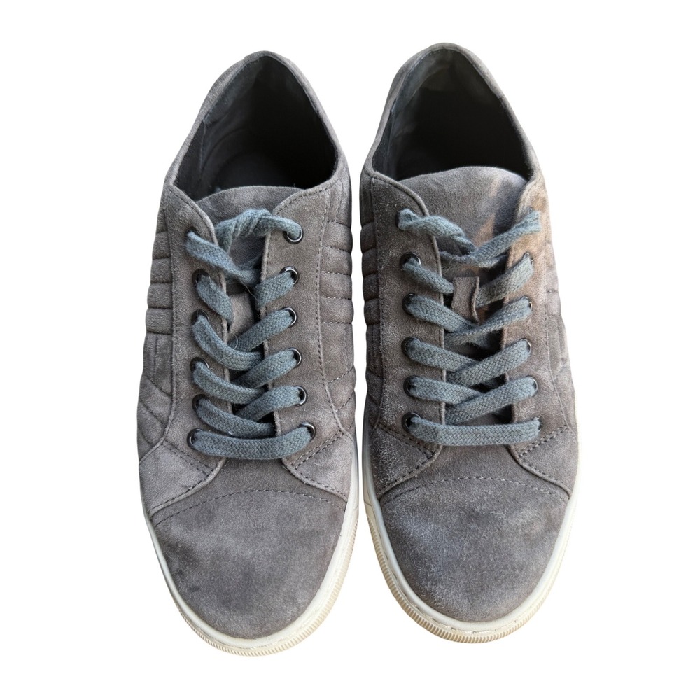 Vaneli Sport Sneakers Womens 6 Grey Suede Quilted Low Top Lace Up Excellent - Picture 3 of 7